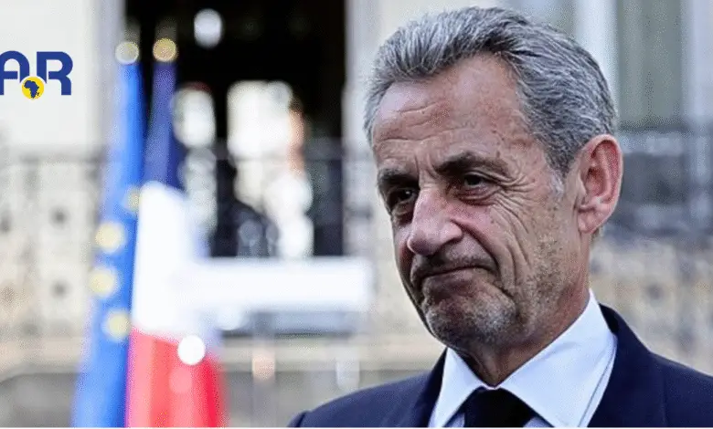 نيكولا ساركوزي بلا وسام: سقوط رمزي يتجاوز فرنسا 1 نيكولا ساركوزي بلا وسام: سقوط رمزي يتجاوز فرنسا