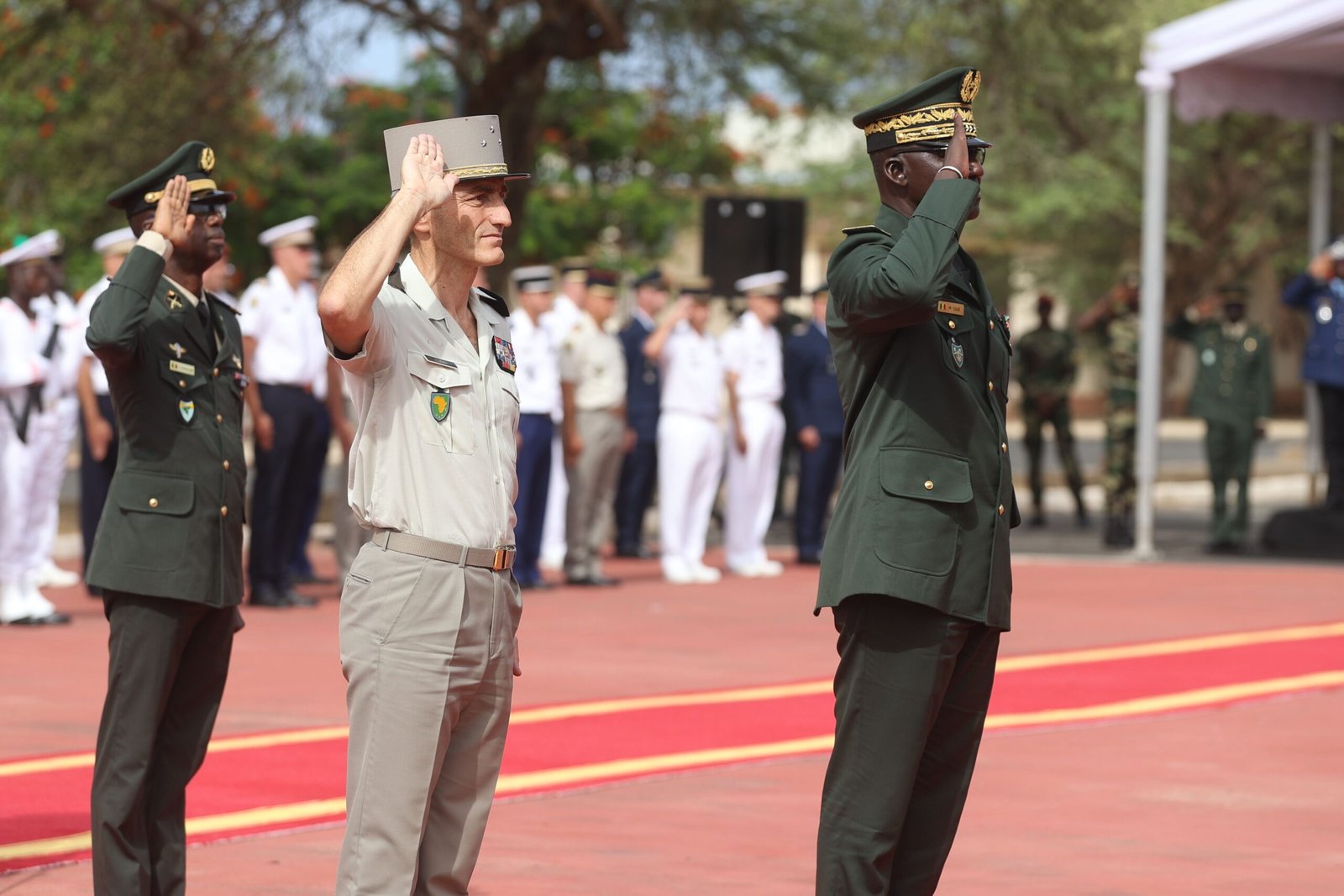 إنهاء الوجود العسكري الفرنسي بعد 65 عاما: لحظة فارقة في الوعي الإفريقي